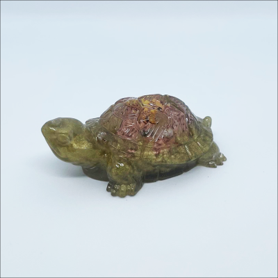 Orgonitna želvica Lucky 